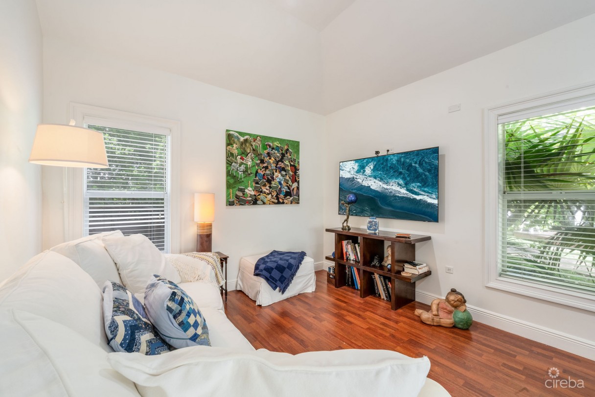 Beach Lane #9 - Image 8