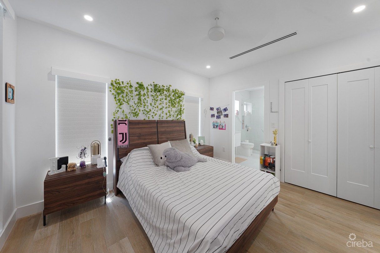 Salt Air Townhome End Unit 4 Bed - Image 24