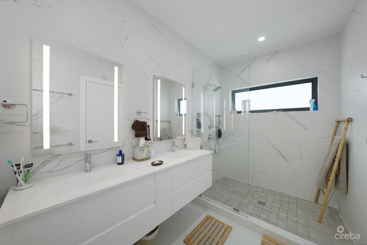 Salt Air Townhome End Unit 4 Bed - Image 18