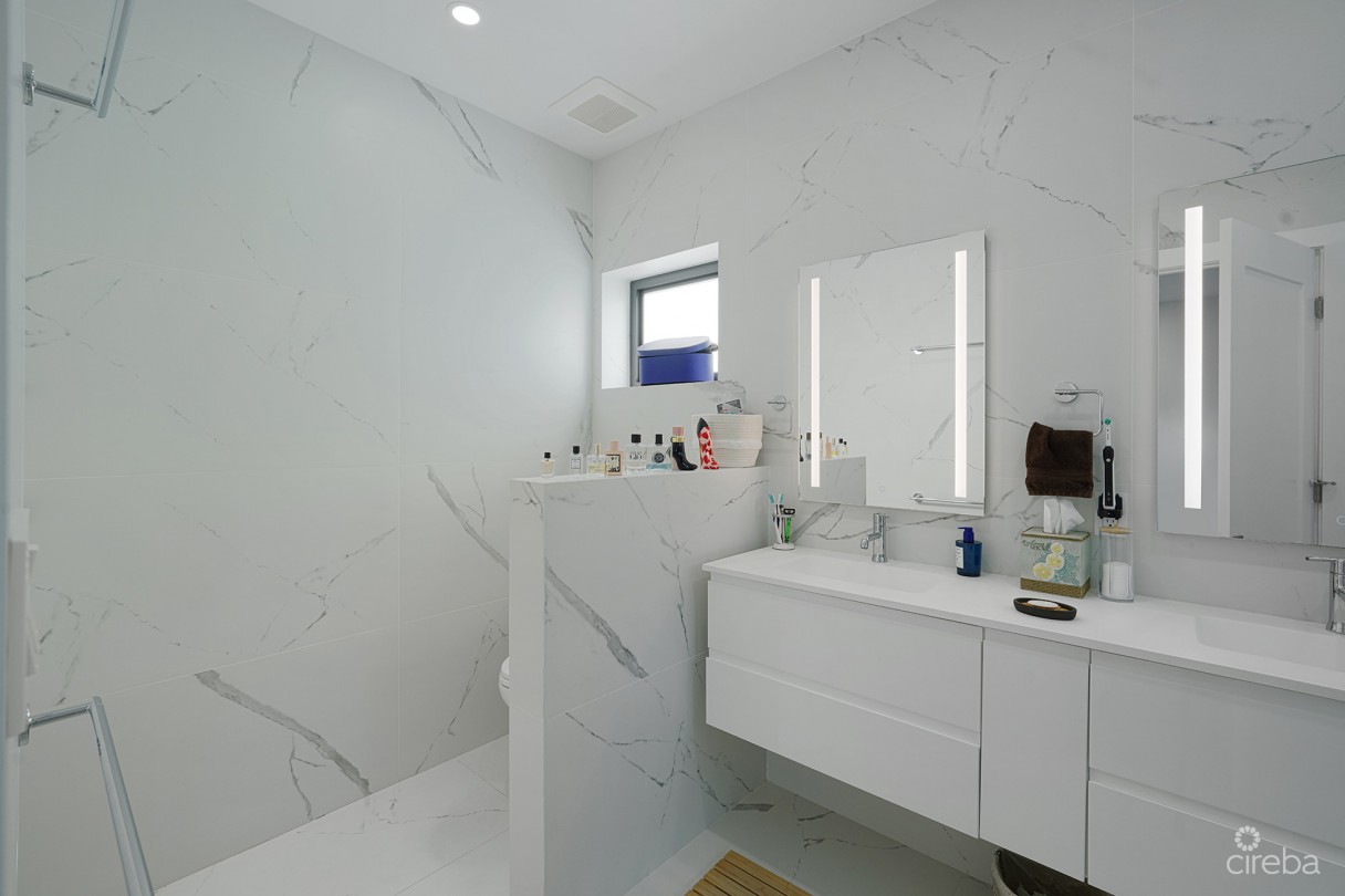 Salt Air Townhome End Unit 4 Bed - Image 29