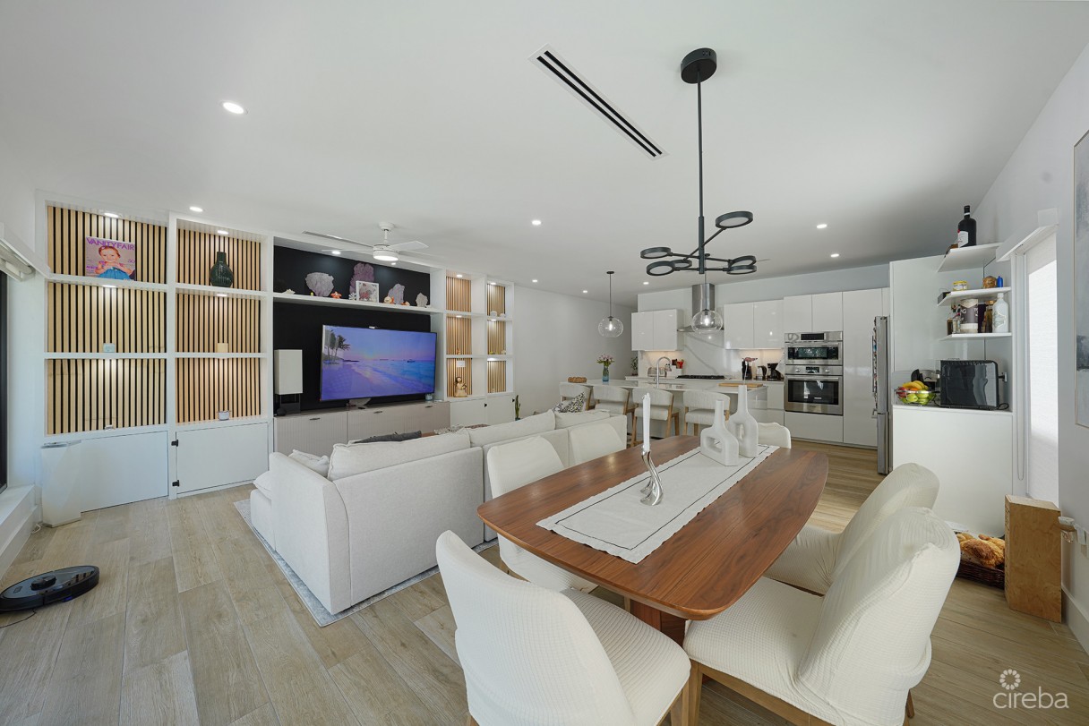 Salt Air Townhome End Unit 4 Bed - Image 8