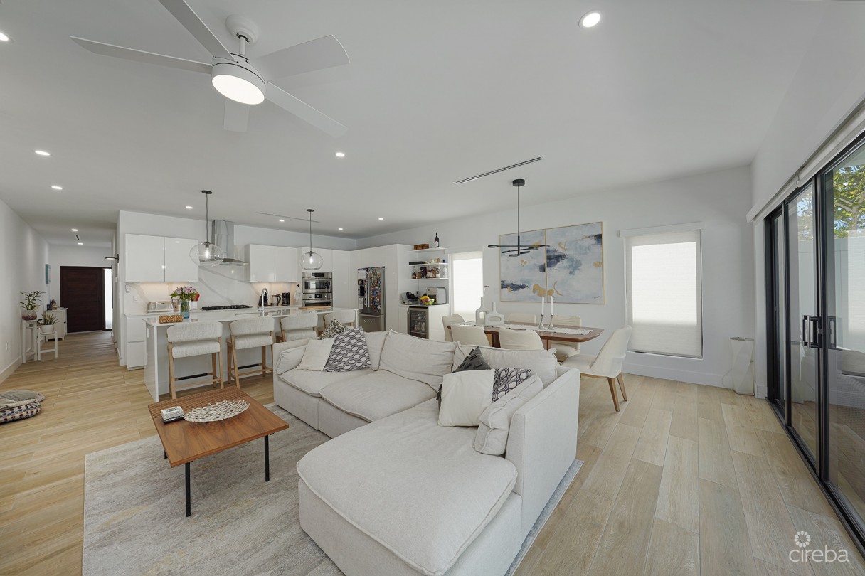 Salt Air Townhome End Unit 4 Bed - Image 10