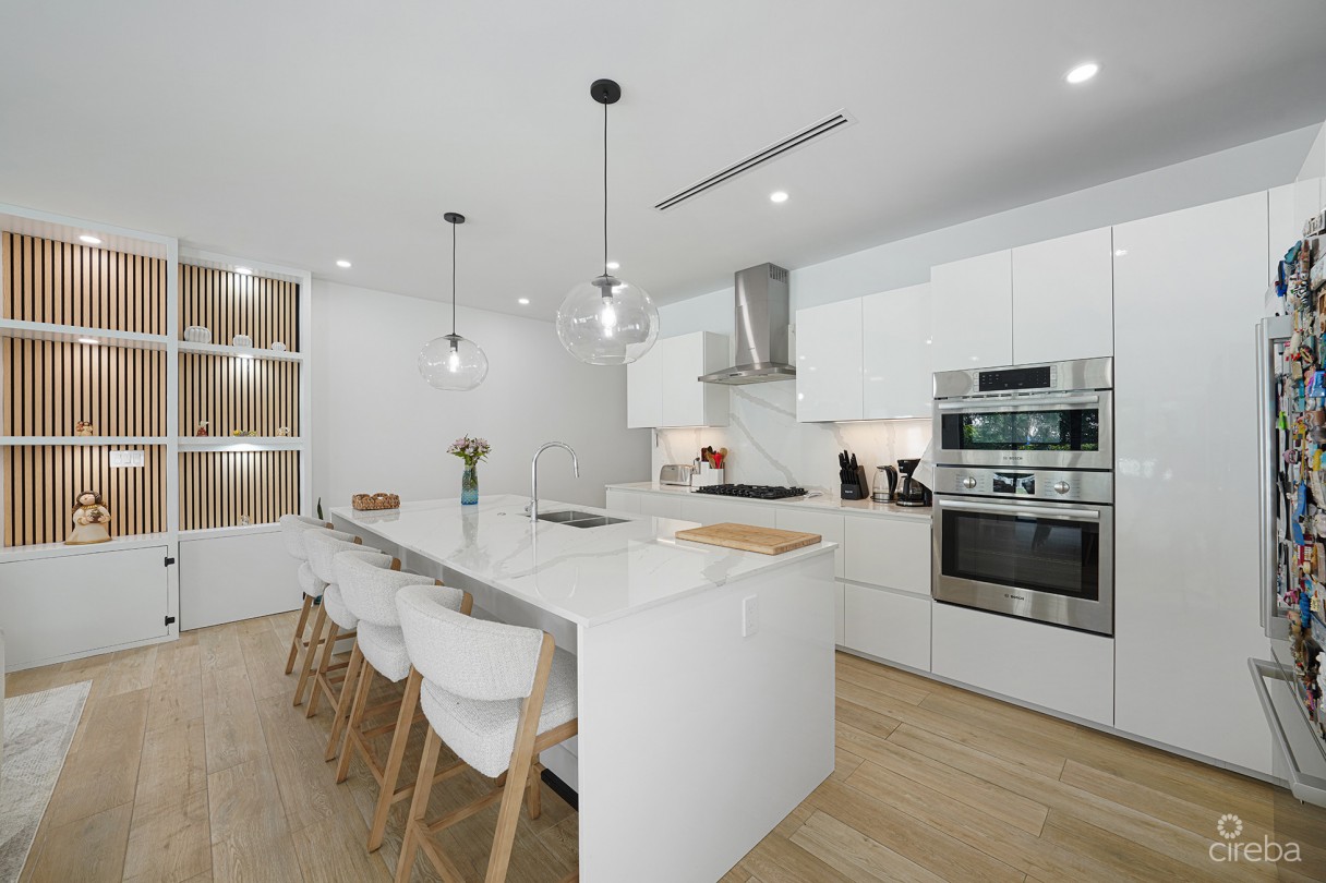 Salt Air Townhome End Unit 4 Bed - Image 5