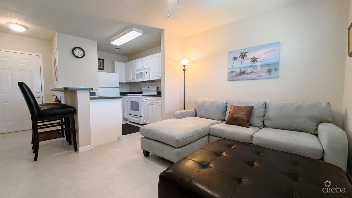 Lakeside 1 Bed Condo - Image 2