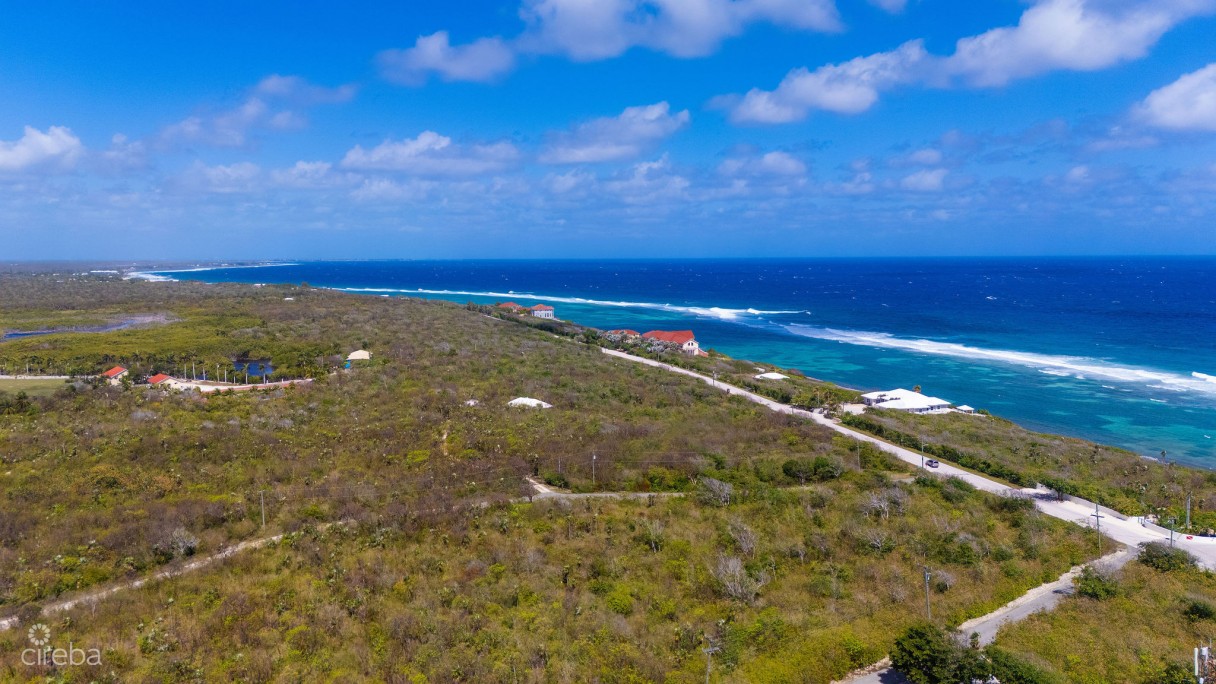 Elevated 11.43-acre Parcel In East End - Image 1