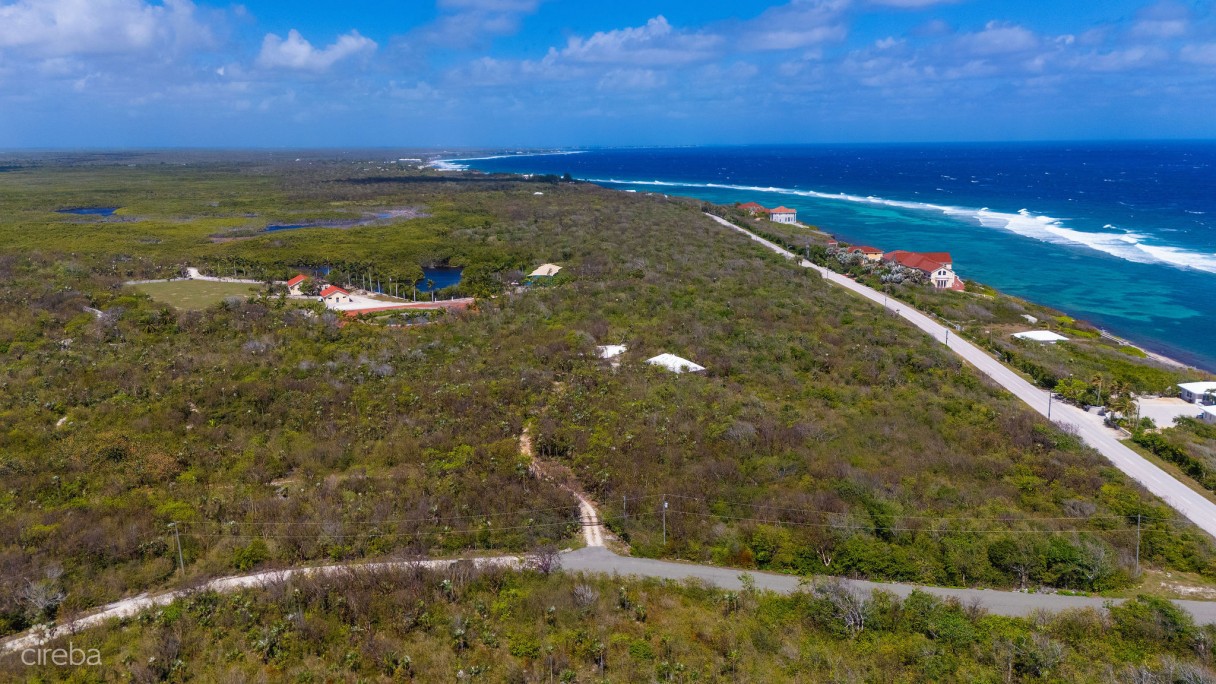 Elevated 11.43-acre Parcel In East End - Image 2