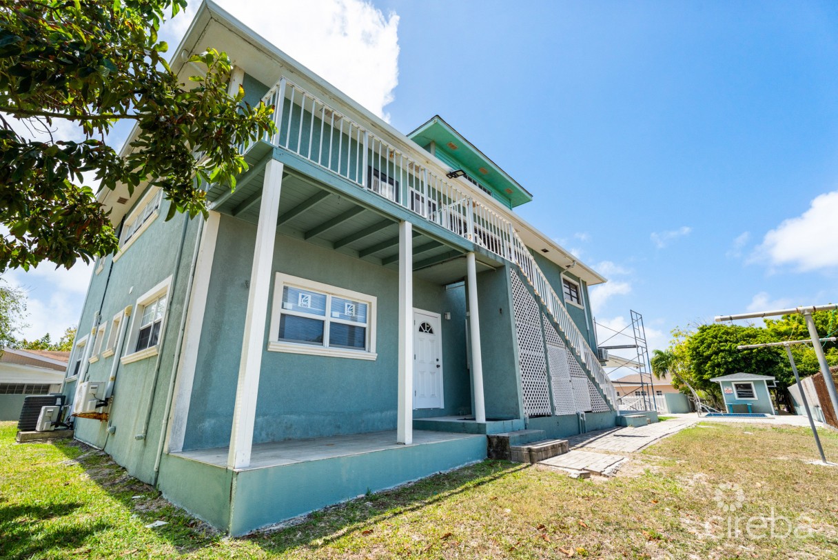 2-bedroom Bramblewood Apartment - West Bay