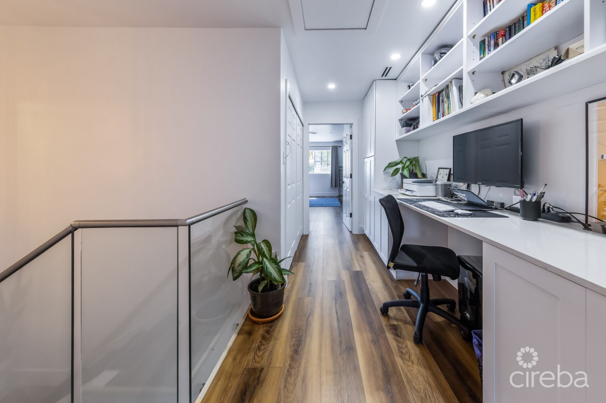 #6 Lakeshore Villas / 2 Bed Plus Den / 3 Bath - Image 11