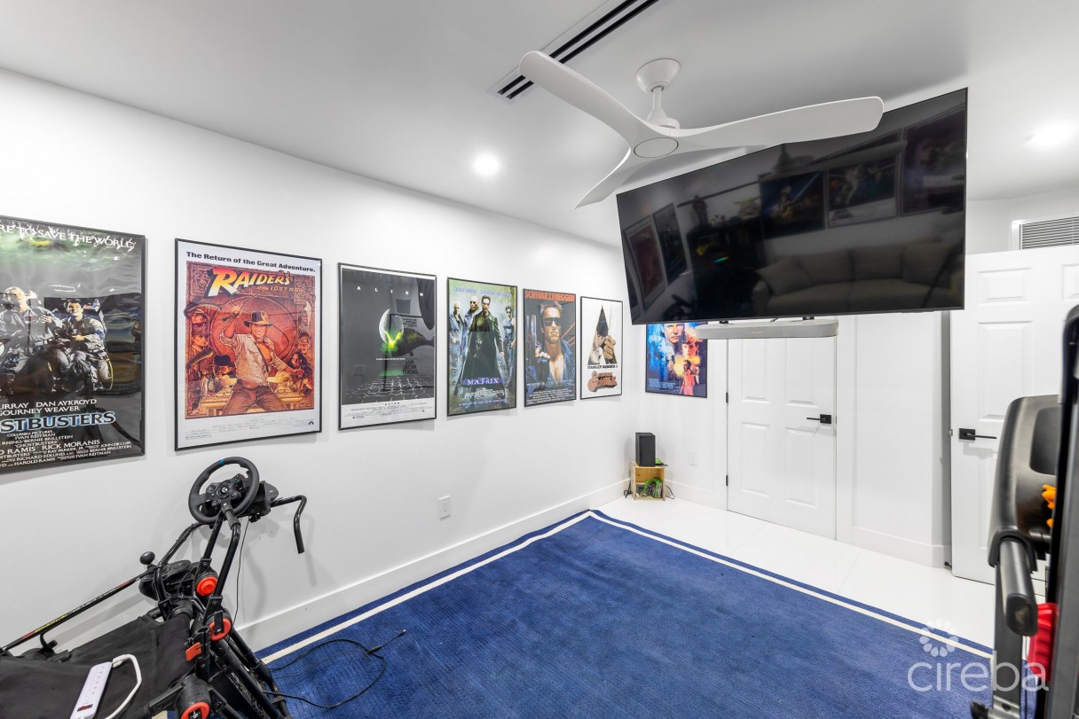 #6 Lakeshore Villas / 2 Bed Plus Den / 3 Bath - Image 8