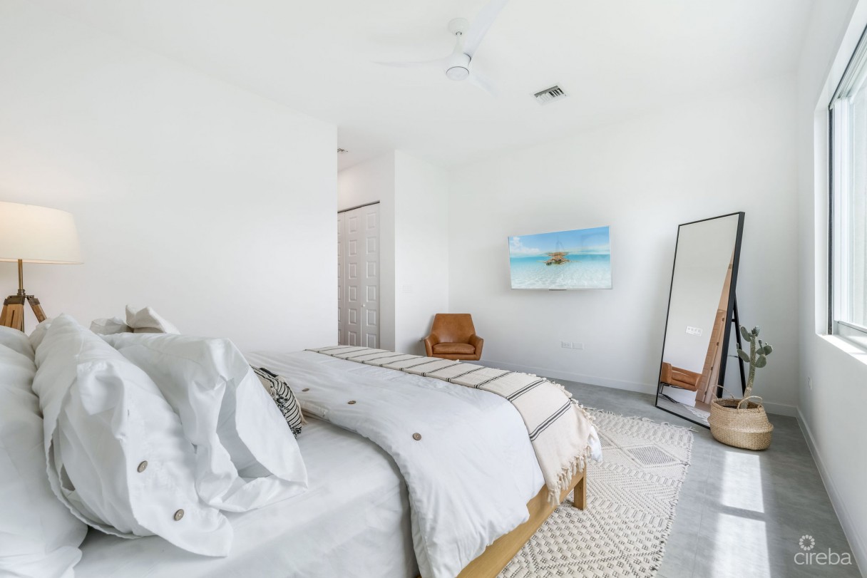 7 Mile Corridor Townhome - Eleven Parc #1 - Image 6