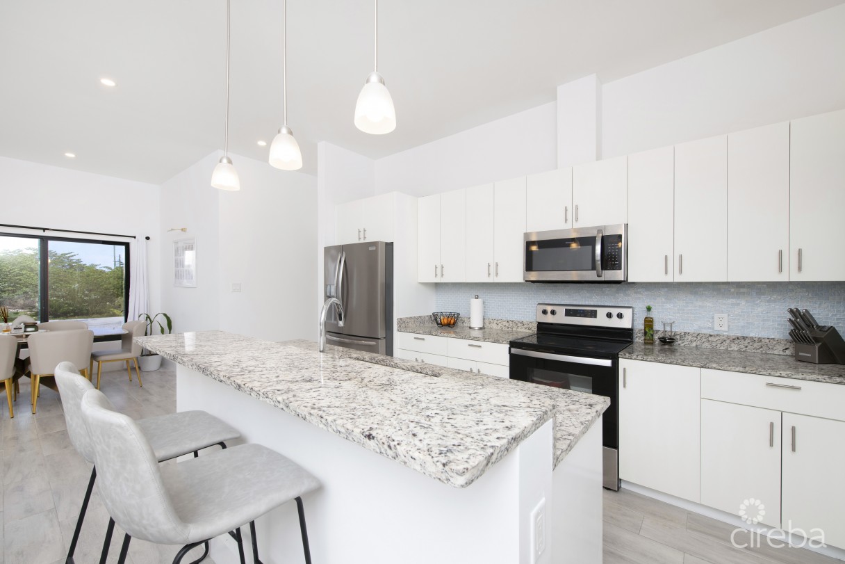 Modern 3 Bed, 3 Bath Single Family Home. With Bonus Office/den. - Image 3