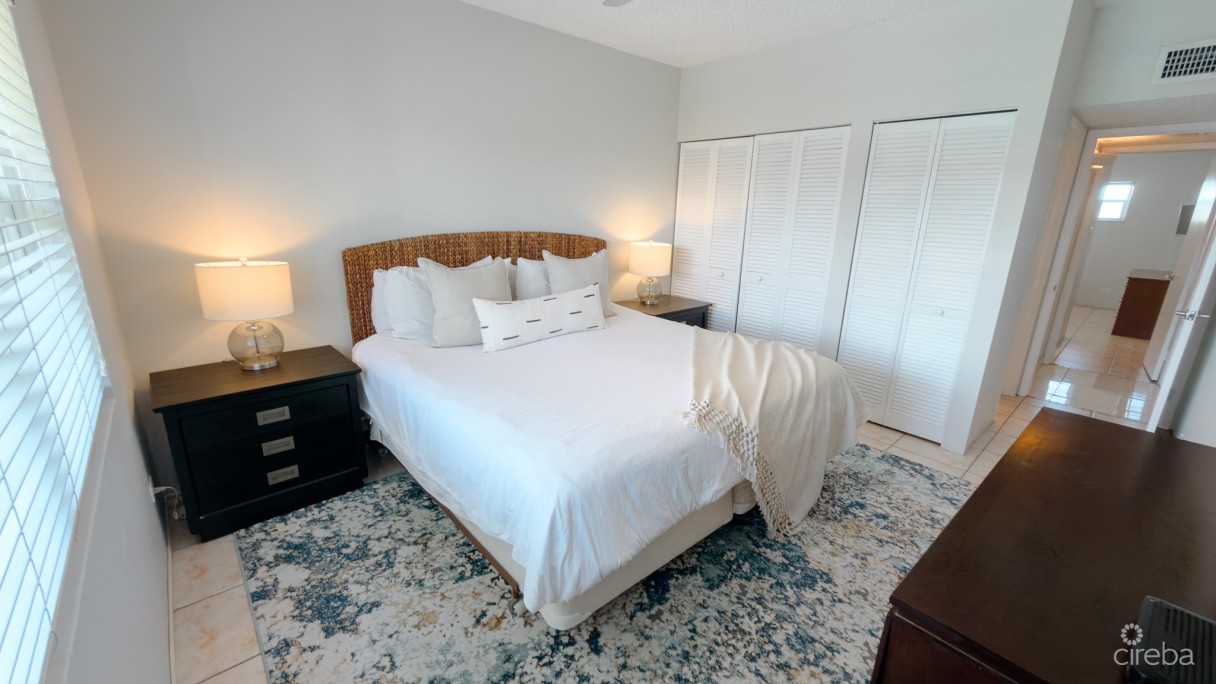 Plantation Village - 7 Mile Beach Condo - Image 10
