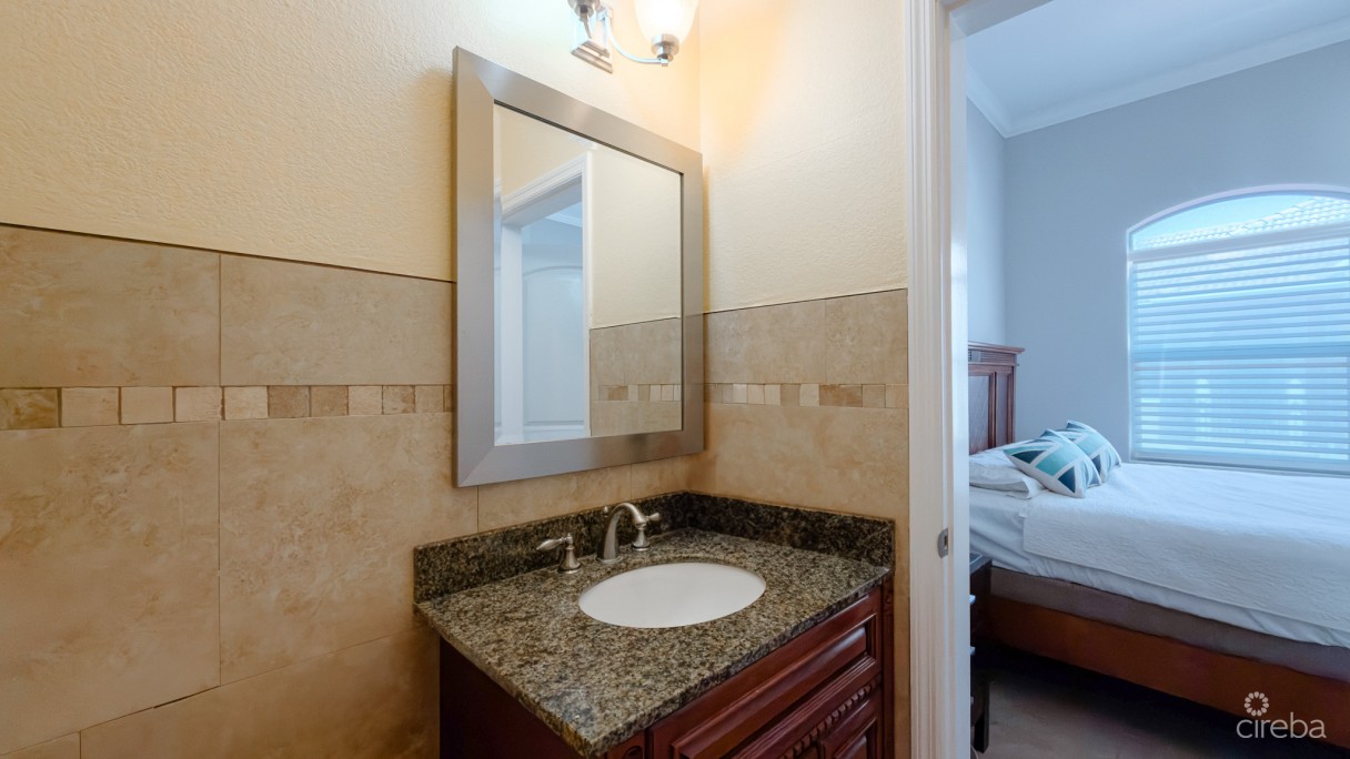 Villa D'theresa 2 Bed Townhouse - Image 11