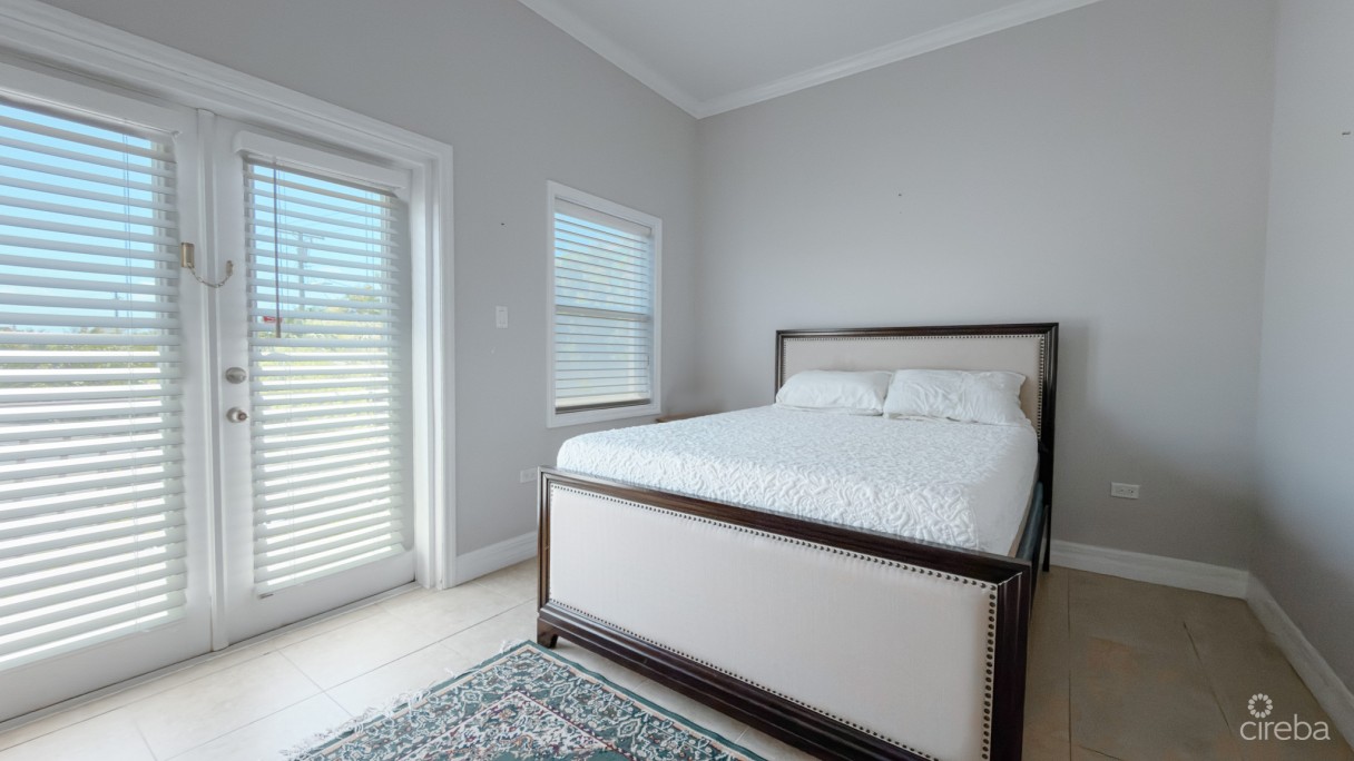 Villa D'theresa 2 Bed Townhouse - Image 12