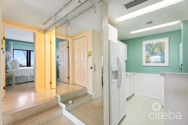 Beach Front One Bed Condo In West Bay - 22 Villa Pappagallo - Image 12