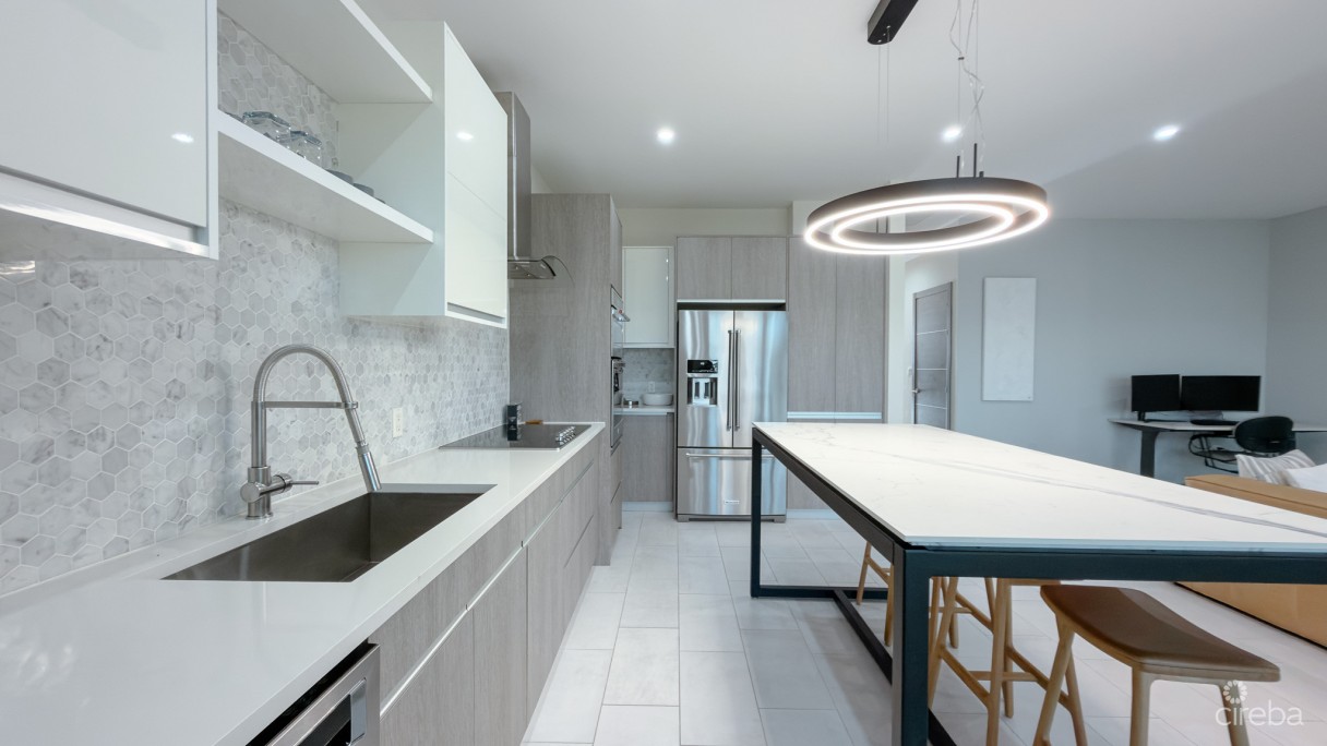 Arvia 2 Bed Ground Floor Condo - Image 5