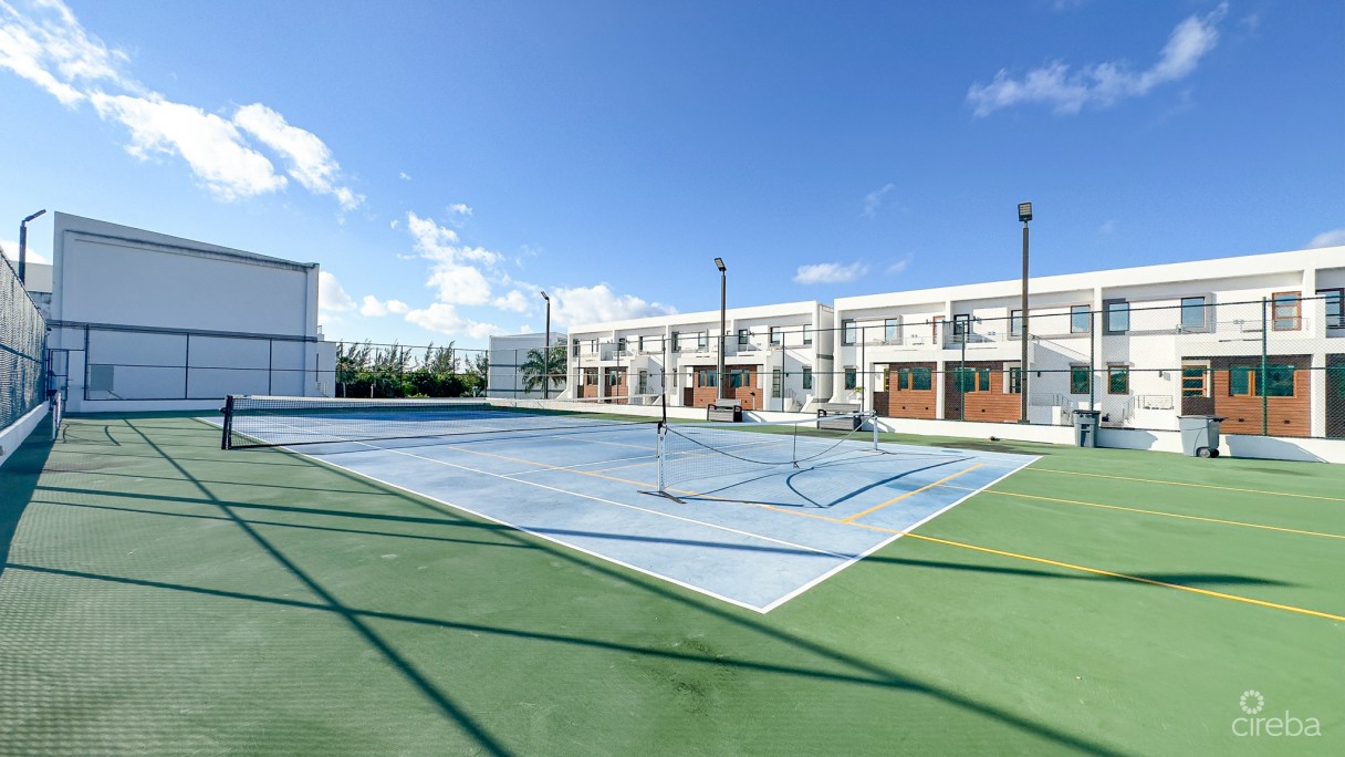 Arvia 2 Bed Ground Floor Condo - Image 12