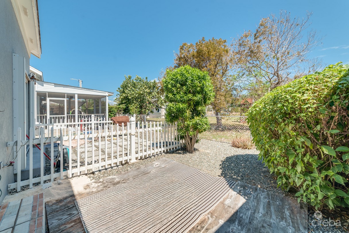 1 Bed - Birch Tree Villas - Image 8