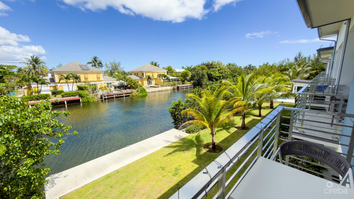 The Lagoons 3 Bed Waterfront Townhouse - Image 12