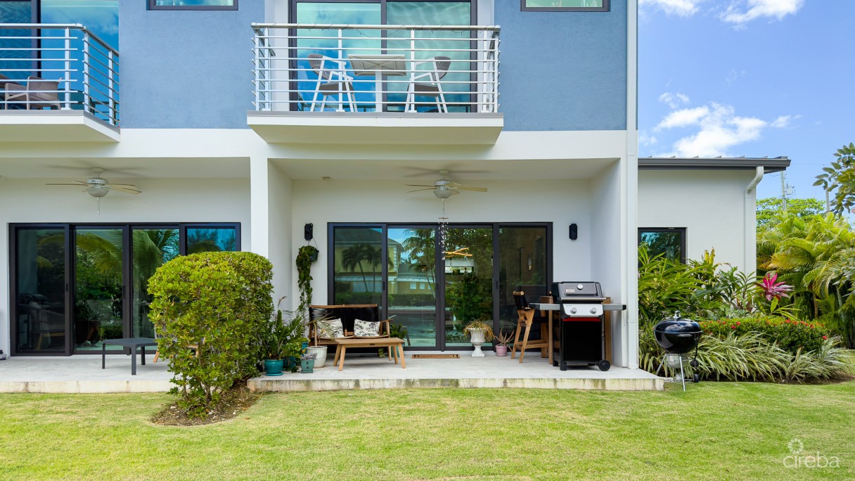 The Lagoons 3 Bed Waterfront Townhouse - Image 20