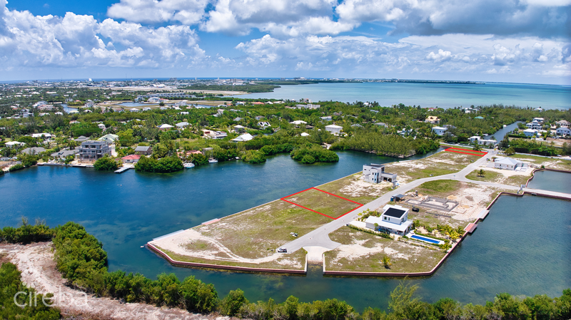 Mustique Cove Lot In A Private Gated Community - Image 4