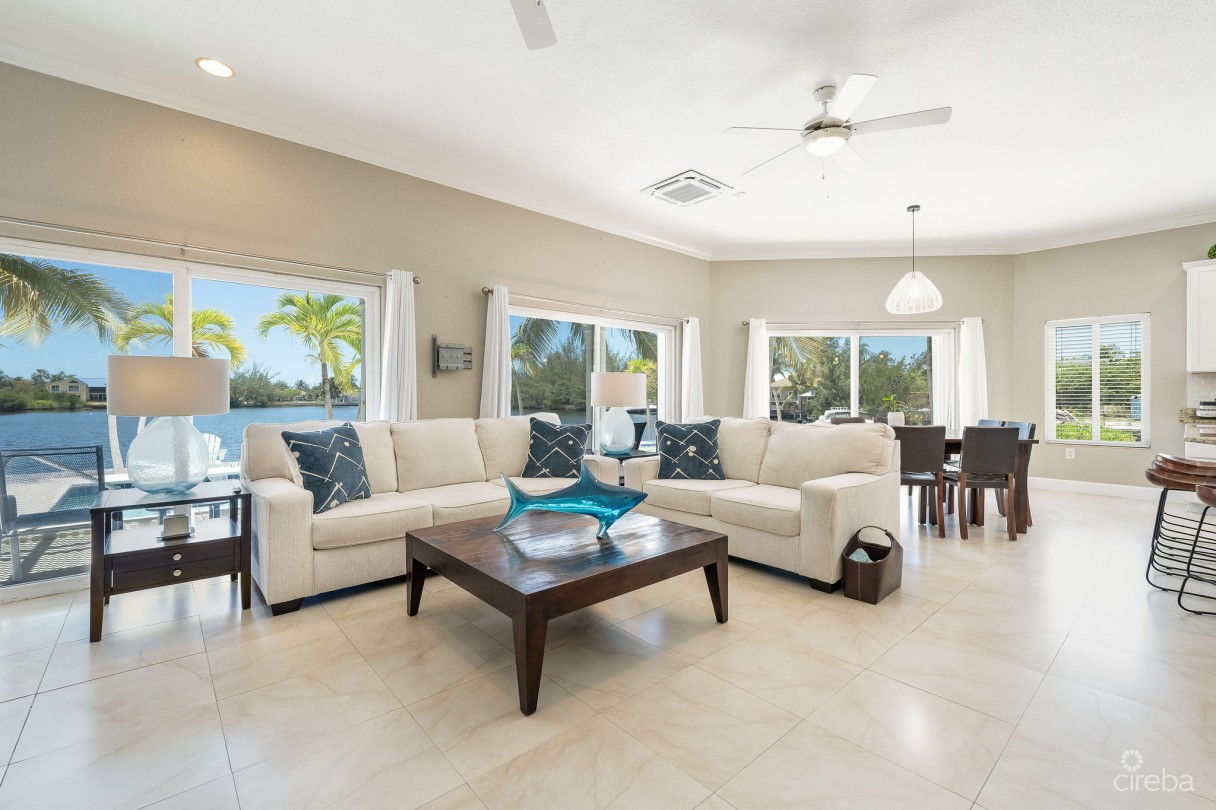 Waterfront Living Redefined - Image 4