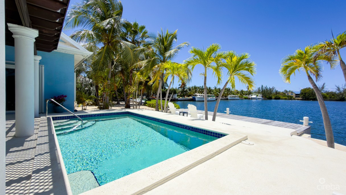 Waterfront Living Redefined - Image 13