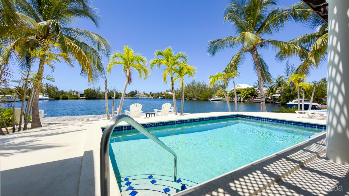 Waterfront Living Redefined - Image 14