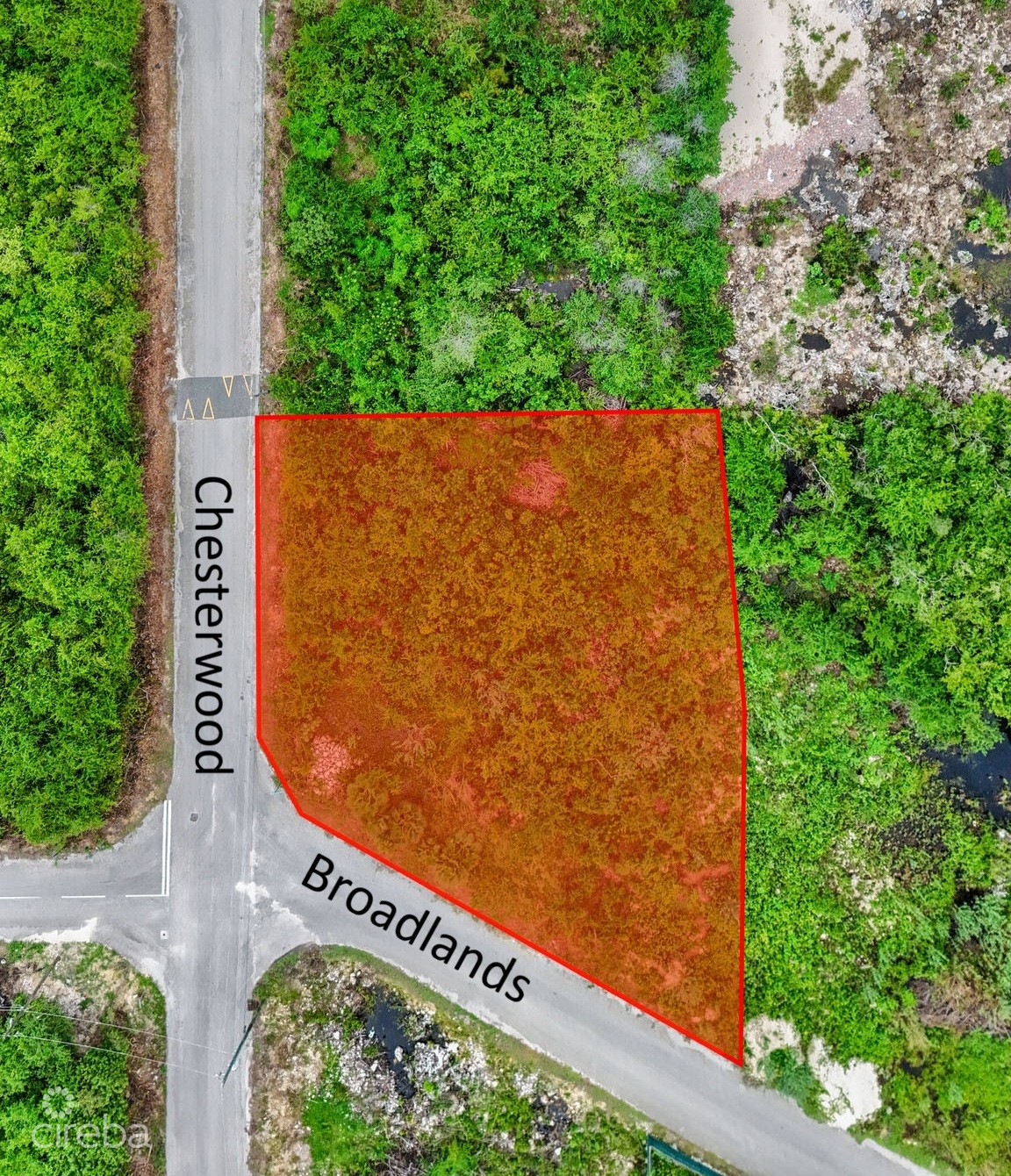 Large Corner Lot .366 Acre In Lookout Gardens - Image 5