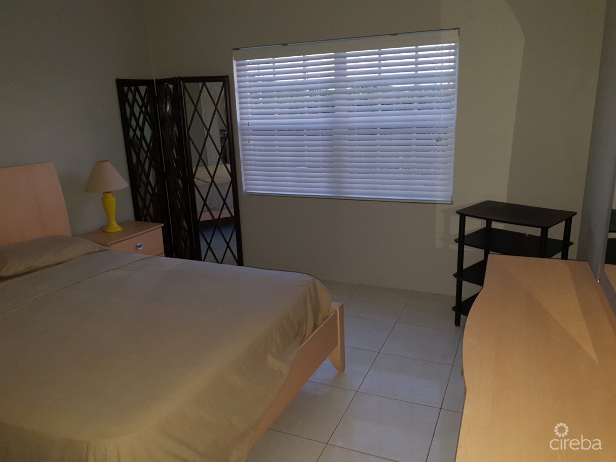 Drumblade Apartment - Image 6