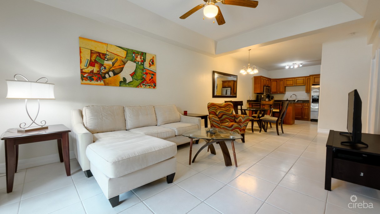 Valencia Heights 2 Bed Condo - Image 1