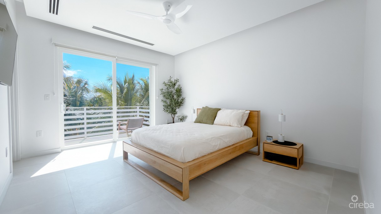 Solara Townhome Crystal Harbour - Image 5