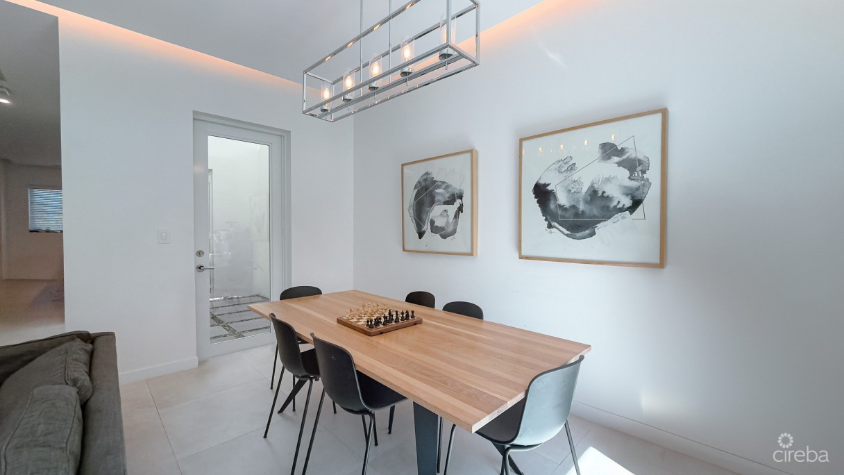 Solara Townhome Crystal Harbour - Image 4