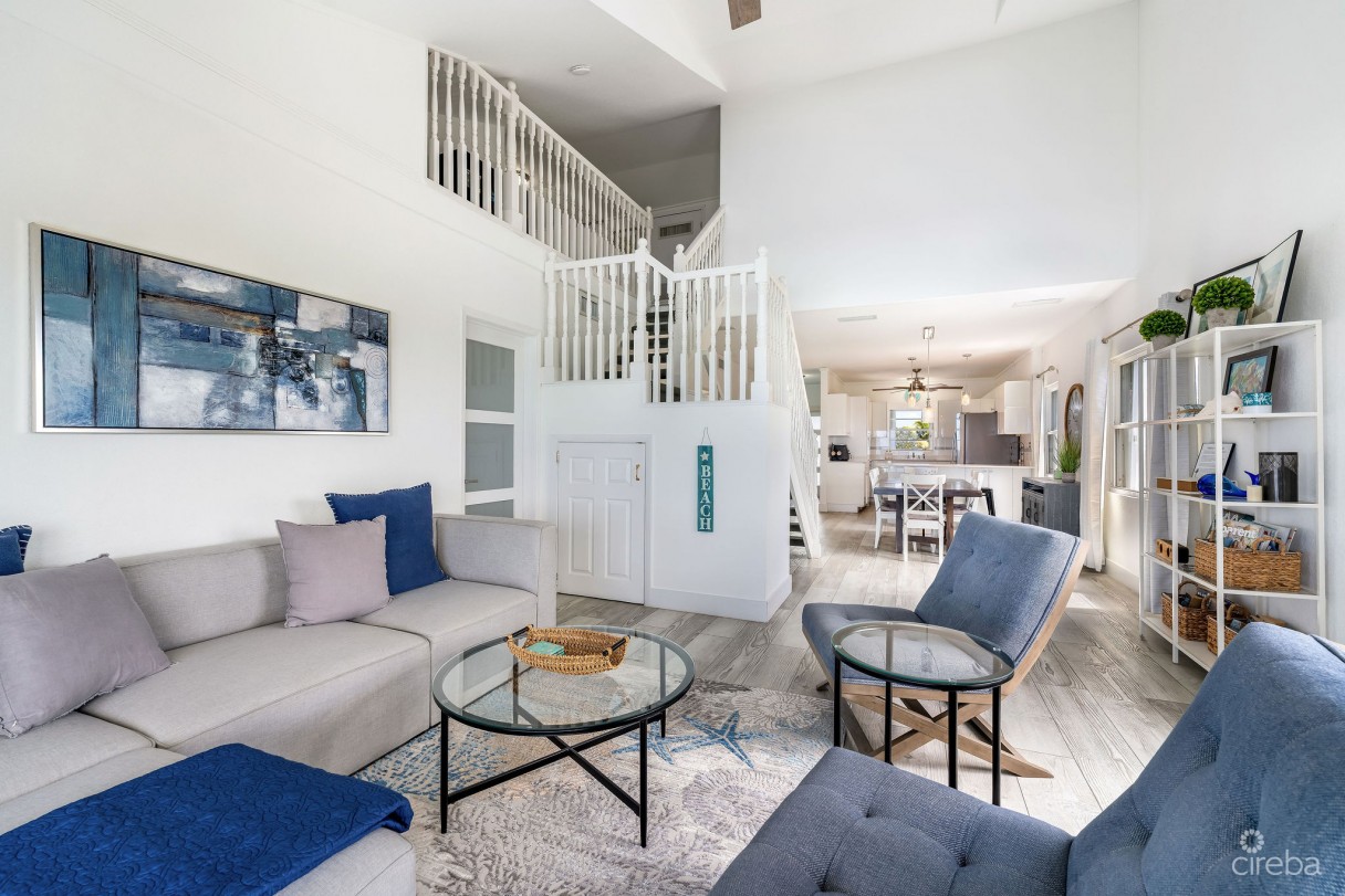 Coral Bay Village 13, Beachfront Condo - Image 1