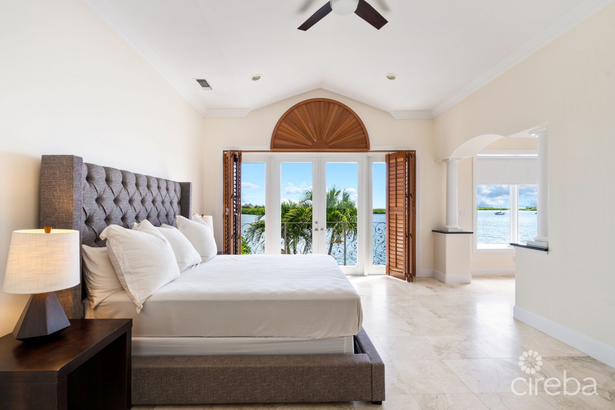Viscaya 1b - Waterfront Home Governors Harbour - Image 9