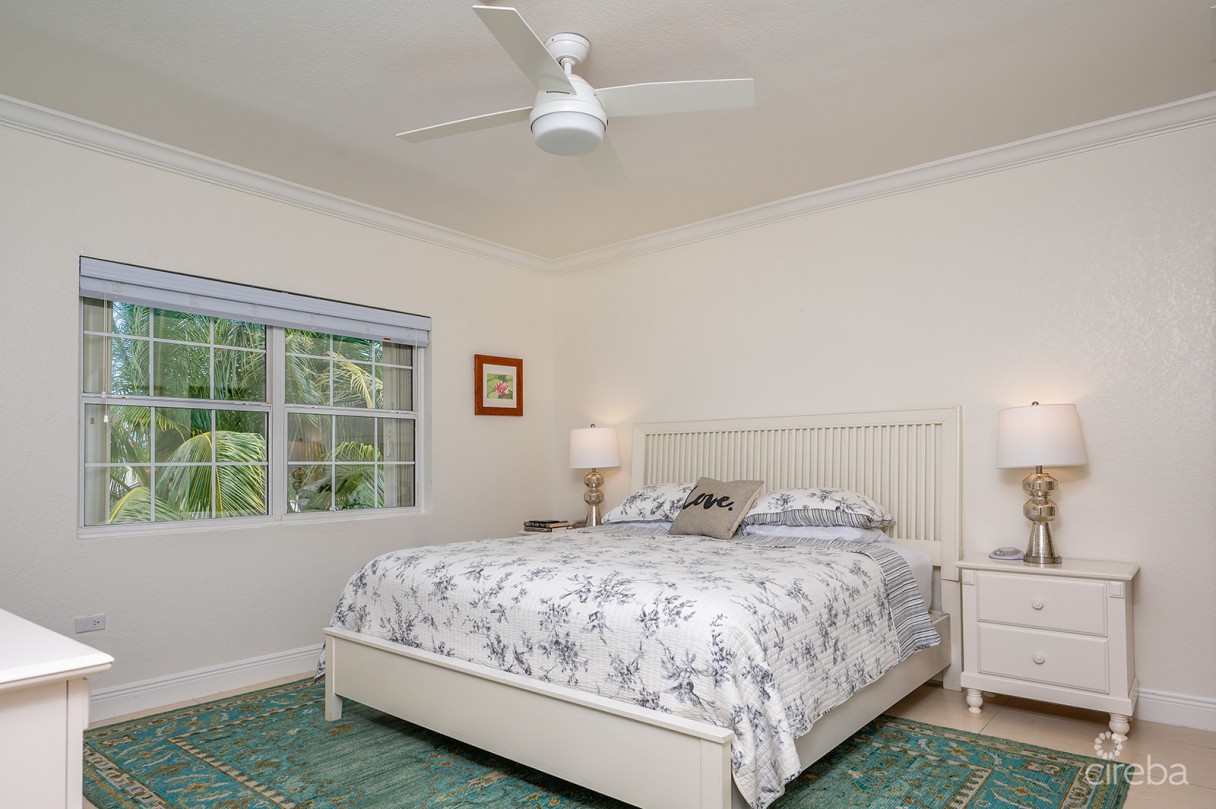 Point Four Home - Image 6