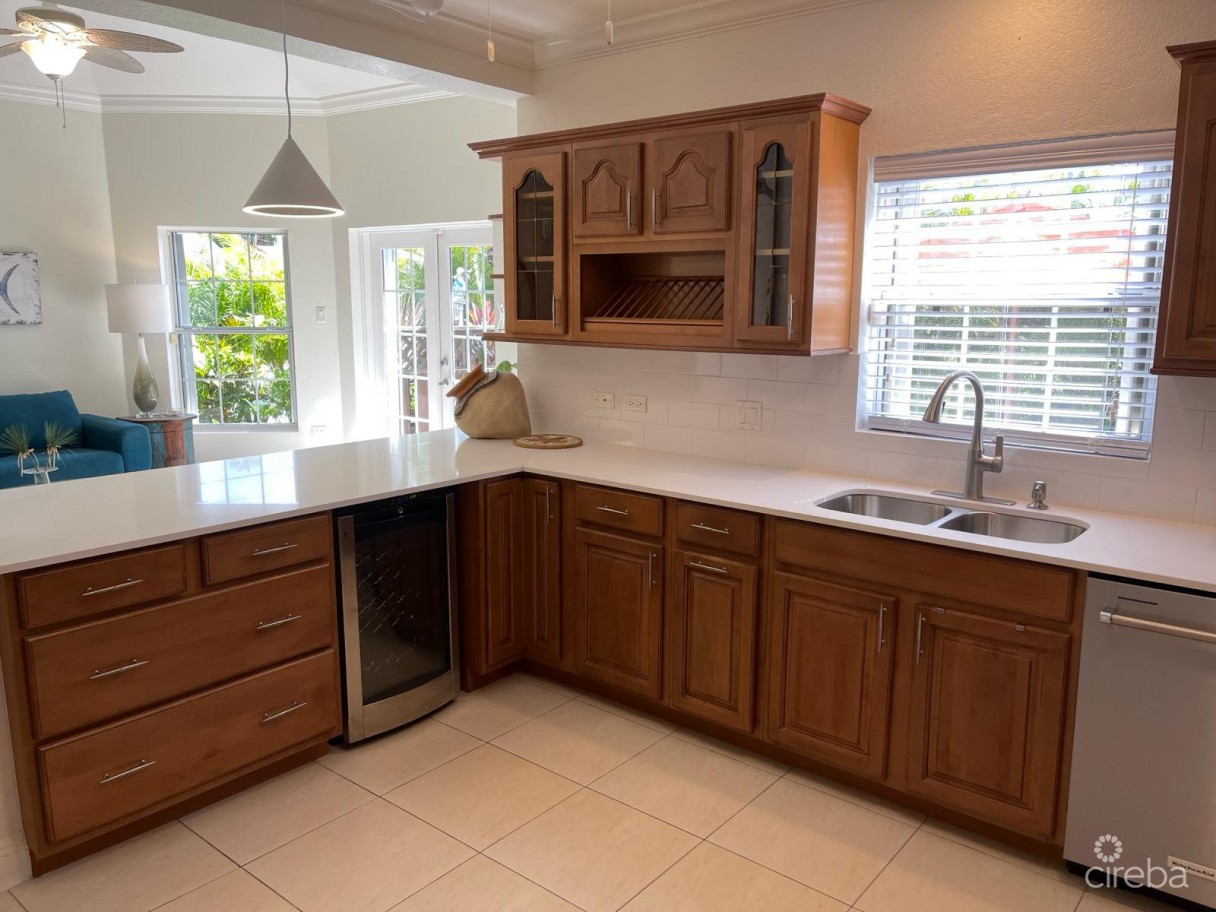 Point Four Home - Image 5