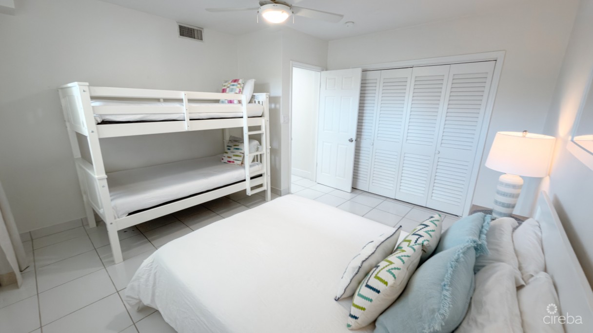 Caribbean Paradise, Beachfront Condo - Image 7