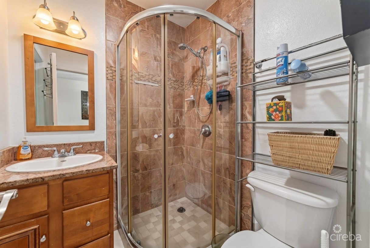 2 Bedroom Condo In Lantern Point - Image 11