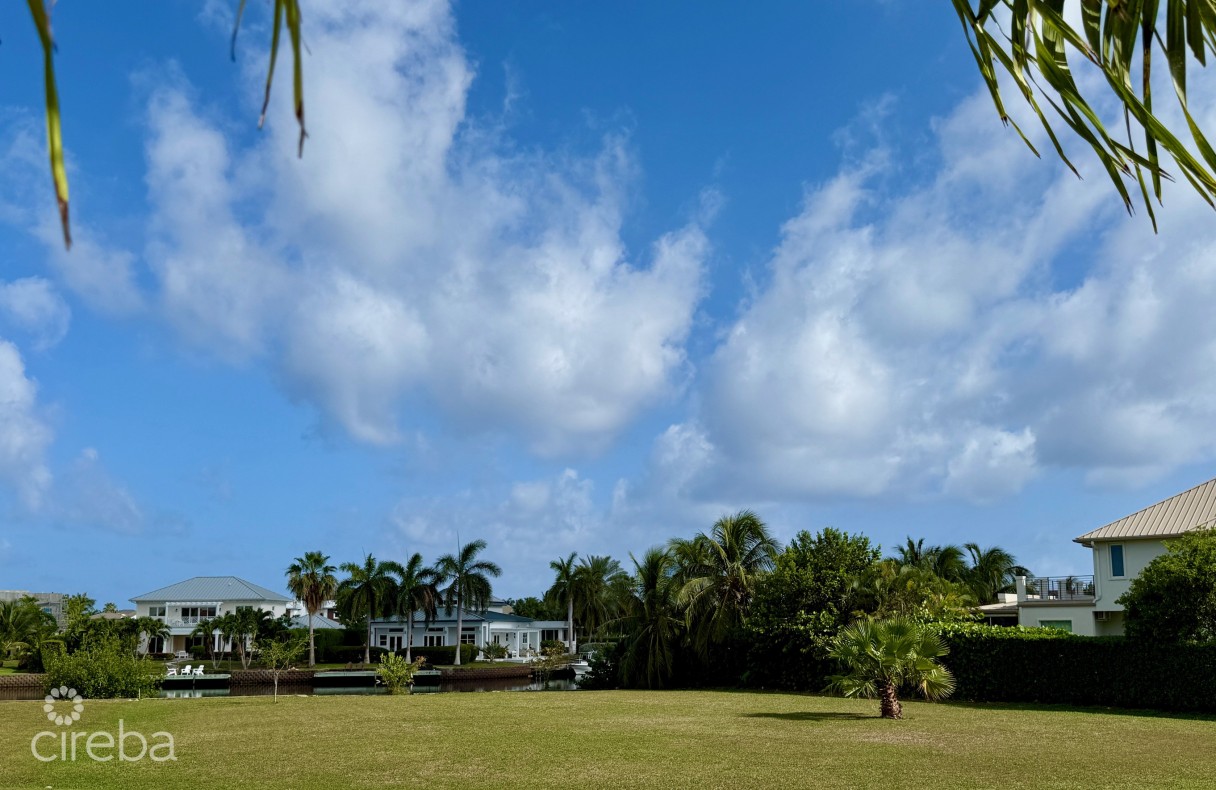 Grand Harbour, Grand Isle Canal Front Lan - Image 2