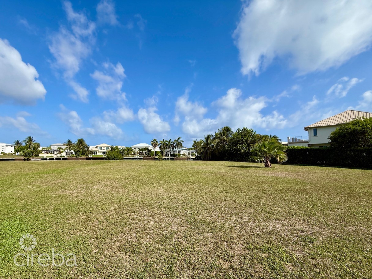 Grand Harbour, Grand Isle Canal Front Lan - Image 4