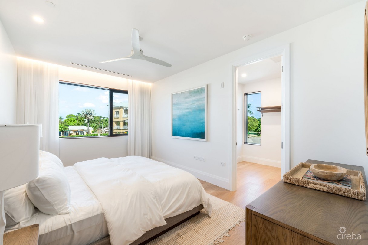 Ocean Front 4 Bed Condo Smb- The Sands - Image 20