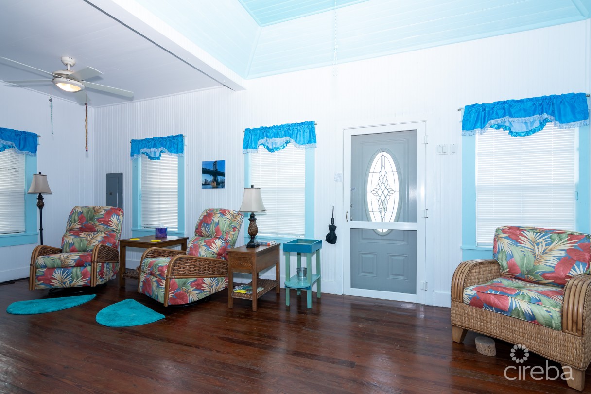 Taylor Foster Home - Image 8