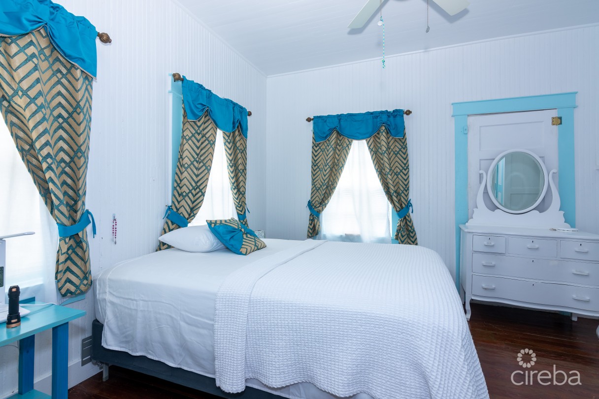 Taylor Foster Home - Image 11