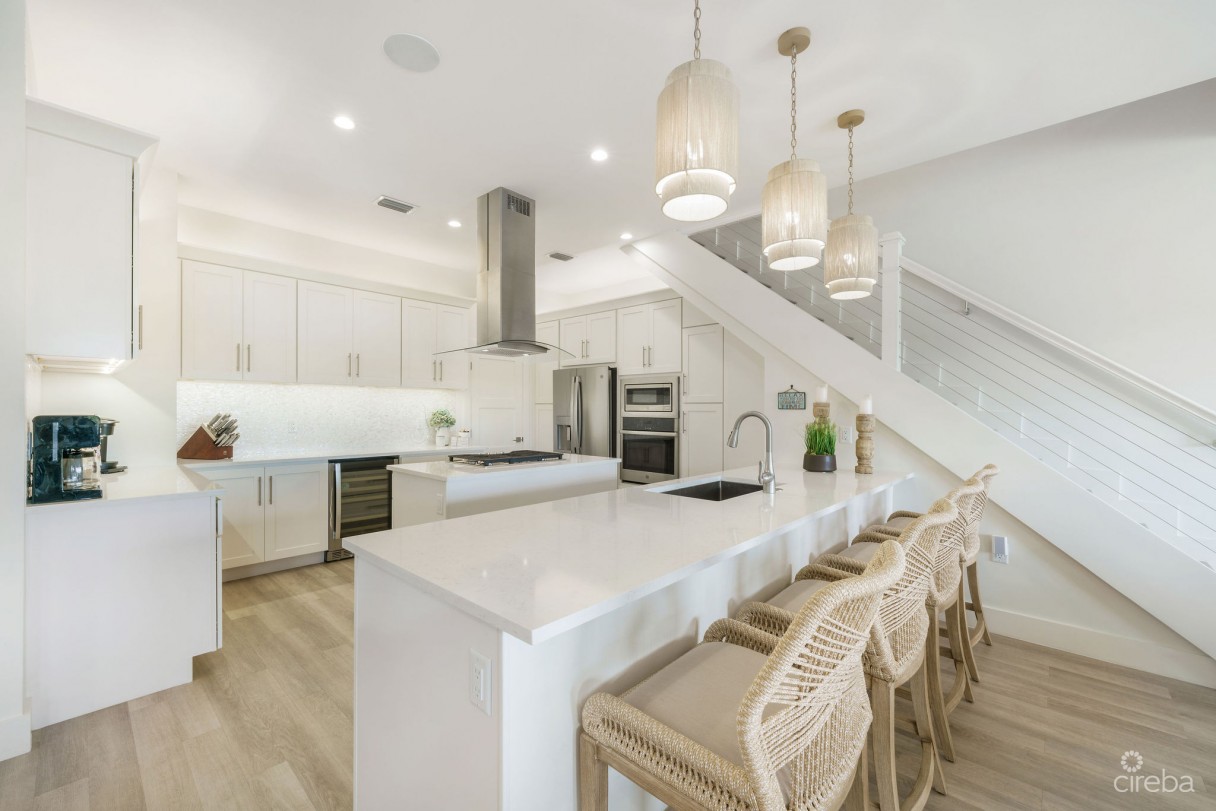 Seahaven Prospect Waterfront 4 Bed Duplex - Air B N B - Image 6