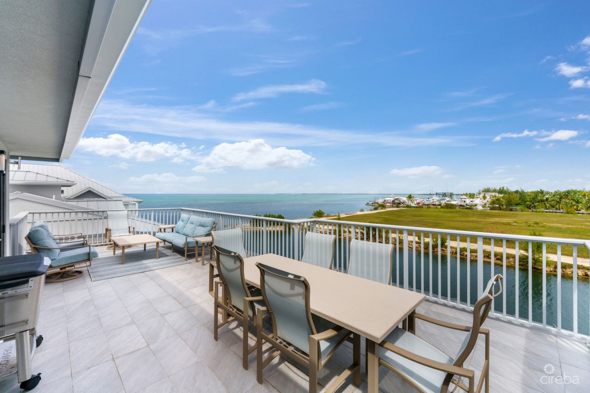 Seahaven Prospect Waterfront 4 Bed Duplex - Air B N B - Image 23
