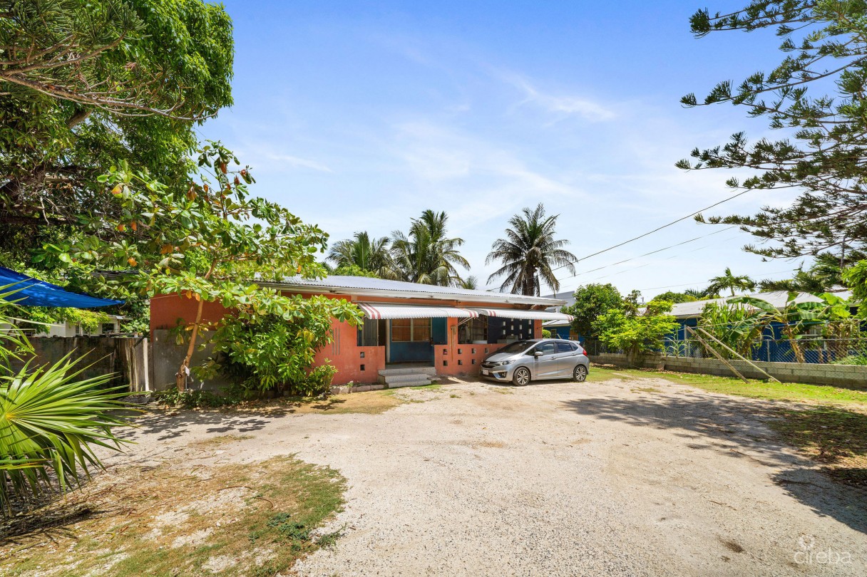 Investment Property- Central George Town - Image 15