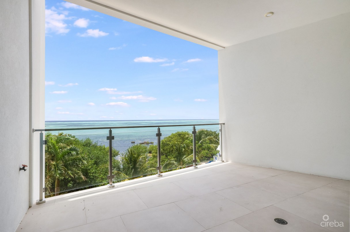 Aura #305 Oceanfront - Image 13