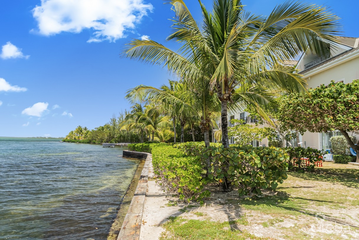 Harbour Point Oceanfront 3 Bed Plus Office - Image 33