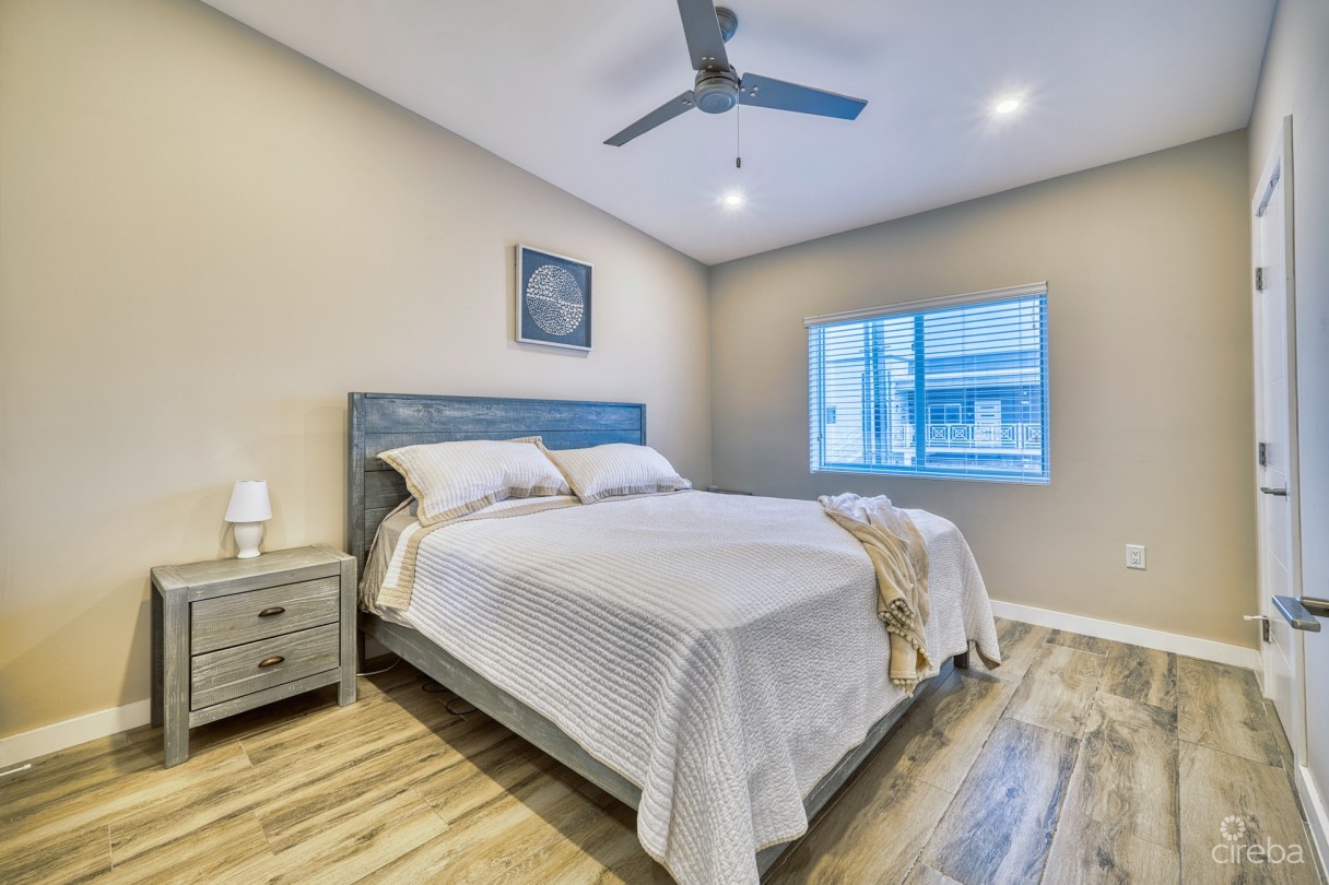 Downtown Reach 801 - Image 4